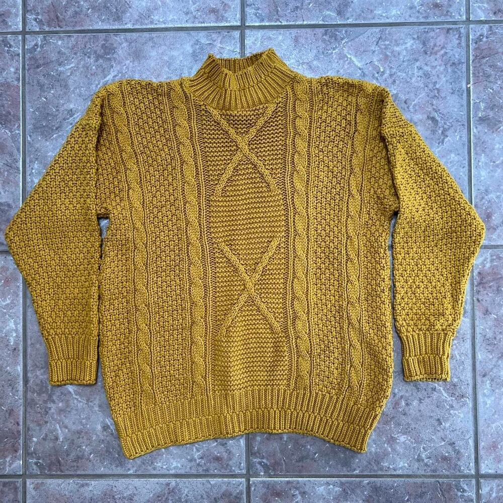 Vintage 90s officiel france cable knit sweater